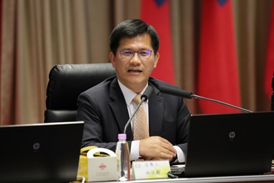 中市經濟發展諮詢委員會     盼中央地方攜手打造智慧機械之都、航空聚落