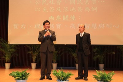 前駐法大使中市府主管演講     肯定市府成立國際NGO中心計畫
