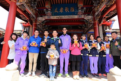 磺溪書院祈福 林市長勉考生真誠行動、如願成真