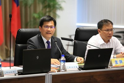 路平專案實施成效良好 林市長期許擴展全市各主要道路 改善交通