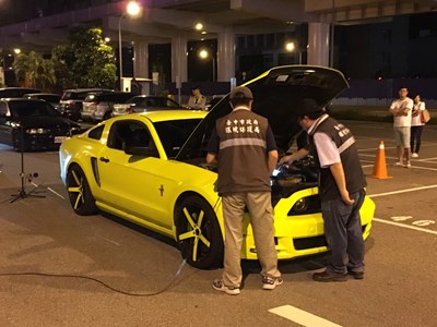 環警監聯合稽查改裝車輛 馬上測、馬上罰
