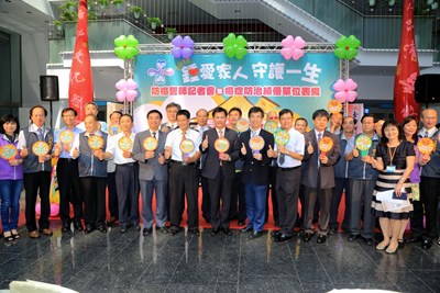 癌症篩檢從關心身邊親友做起 林市長籲早期發現早期治療