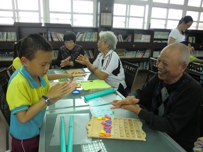 教育局推老幼共學 祖孫同樂終身學習