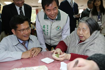 擴展長照資源 中市府爭取中央補助提升社區關懷照顧據點功能