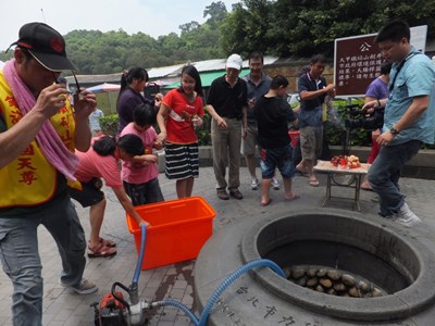 慶端午 鐵砧山9日上午11時開放取劍井水