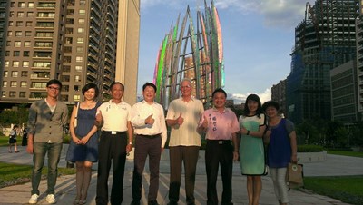走讀台中新光景 市政公園公共藝術作品《春曉》揭幕