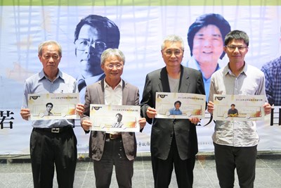 駛過30萬公里文學路 公車文學家身影謎底揭曉