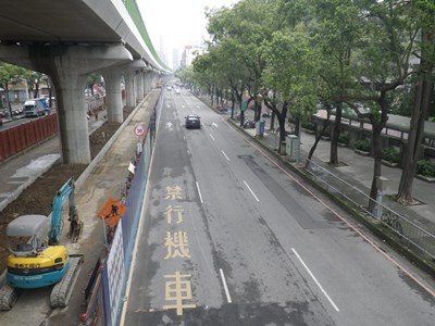 市府啟動文心路路平專案 可望107年中完成全線工程