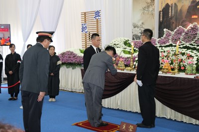 中市消防局第六救災救護大隊長告別式 林市長代表市府前往致哀