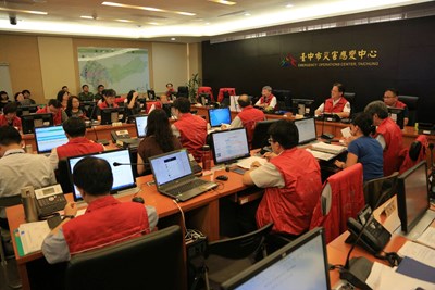 中市災害中心第3次工作會報 台鐵高鐵明日17時前停駛
