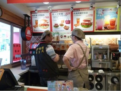 衛生局抽驗古早味零食及米濕製品全合格  抽驗速食店飲料 1件複驗合格