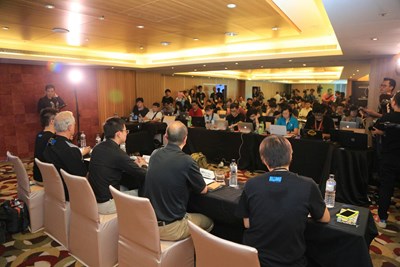 阿薩斯雕像台中揭幕 國際媒體也關注