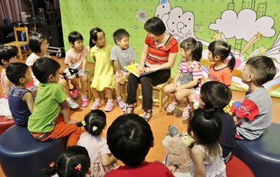 0-5歲閱讀起步走！市長夫人廖婉如帶頭說故事 讓家庭更溫馨
