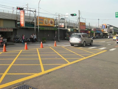 交通局實施時效性禁止左轉中山醫 建國北路停等時間縮短50%