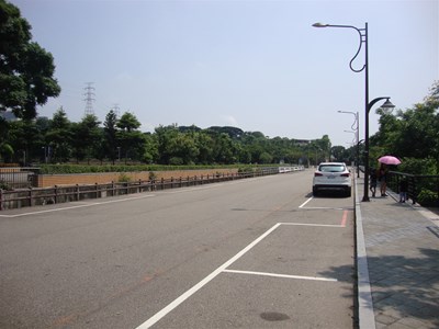 清水鰲峰山公園增設停車格 遊客停車好方便