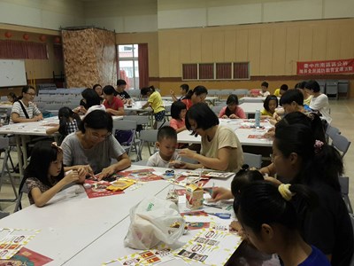 新舊世代體驗手作火柴公仔 傳承南區在地文化