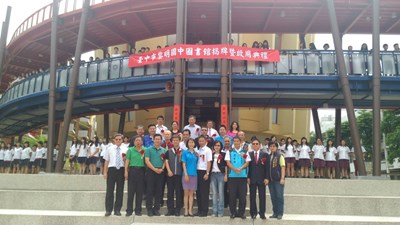 中市府補助整建 黎明國中圖書館今啟用