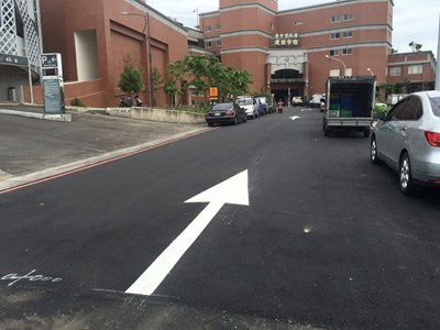 新建國市場開幕 周邊道路同步改善完成