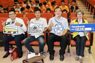 中市府影視扎根巡迴台中啟明學校 鼓勵視障生「聽電影」勇敢追夢