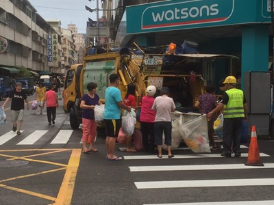 中市垃圾清運 雙十國慶不打烊