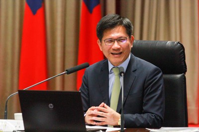 鐵路高架開啟下個100年 林市長：恭逢其盛 精神都勇起來