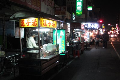 市府編列明年度預算 輔導攤販集中區合法化