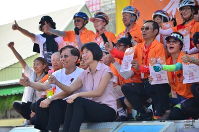 第7屆不老騎士成功達陣 林副市長期許更多長者勇敢追夢