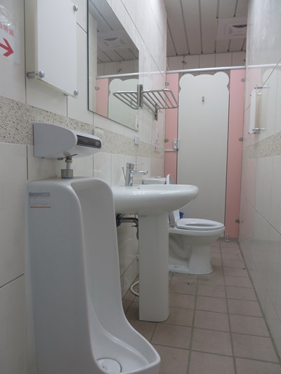 教育局推廣性別平等教育 台中設置第一間國小性別友善廁所