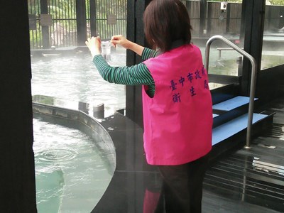 泡湯季來臨 中市衛生局10月份抽驗溫泉水質全數合格
