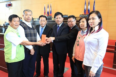 中市府全力協助潭子火災後續協處 市長、議長主動捐款