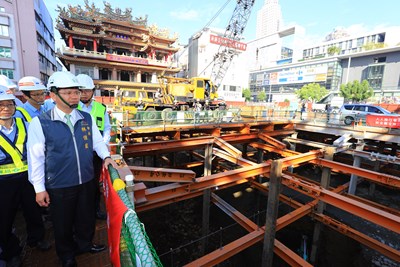 視察捷運綠線轉乘站及停車場工程 林市長：將提升民眾乘車便利性