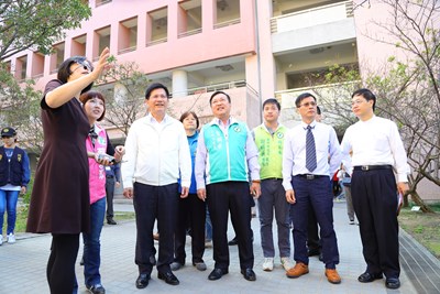 林市長視察軍功國小新校舍基地 關心在地教育發展