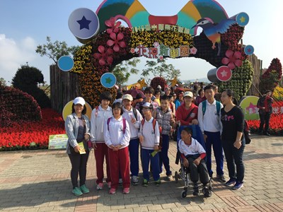 花毯節450名志工投入服務    市府打造無障礙通用環境 