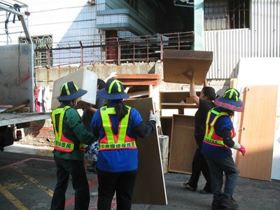 中市春節垃圾收運不打烊 大型家具清運即日起受理登記