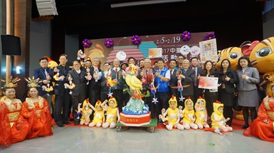 中台灣元宵燈會 雙主燈秀「鳳凰花開」聲光效果還飄香