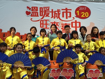 旺來瓦斯公司捐千支桶裝瓦斯 助弱勢溫暖過年