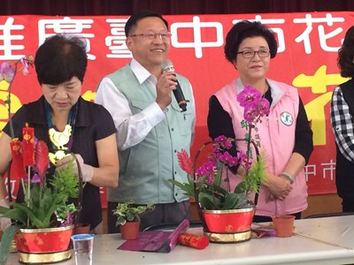 推廣中市花卉產業    農業局辦花藝教學活動