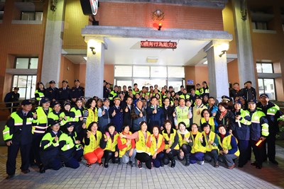 春節警政不打烊  林市長慰問同仁辛勤付出