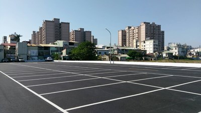 改善水湳市場周遭停車問題  中市交通局增156格汽車格