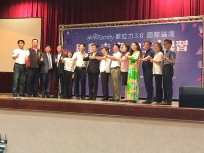 中市數位資訊教育成效佳 全國教師創新教學媒體競賽連續五年奪冠