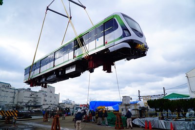 捷運綠線首列電聯車2/5抵台中港 2/12遊行開放民眾參觀