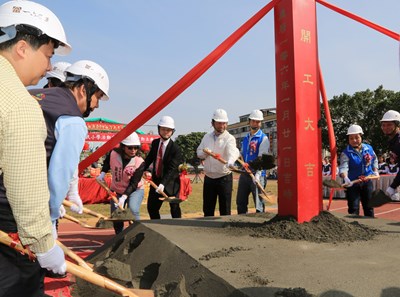 后里國小活動中心動土 林市長：提供市民共享的優質環境