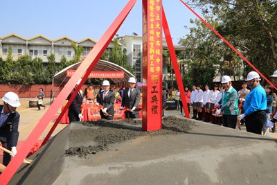 大里高中圖書館及專科教室動土 明年完工