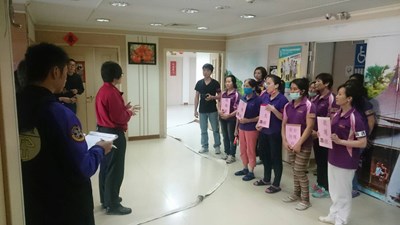 提升長照中心防救災能力 消防局辦理自衛消防編組演練