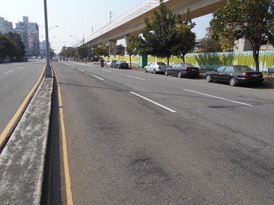 配合鐵路地下道填平及汙水下水道工程 東光路路平延至明年辦理