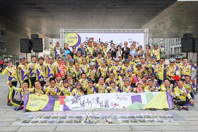 獅子會工商鐵騎環台送暖    中市獲贈25萬清寒獎學金