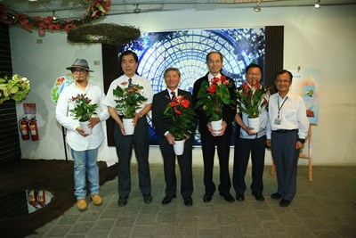 中市府與科博館合辦火鶴花特展暨清明花藝展 為台中花博暖身