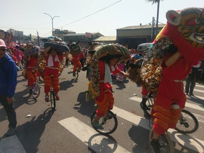 大甲媽回鑾 百獅陣頭熱鬧迎接