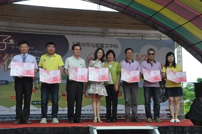 2017親子藝術節開跑 林副市長與大里內新國小學童共同迎接精彩巡演