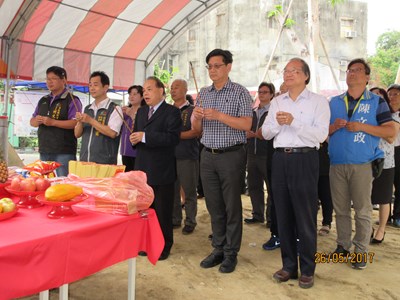 中市北區健行里明新里聯合活動中心上樑 今年10月完工